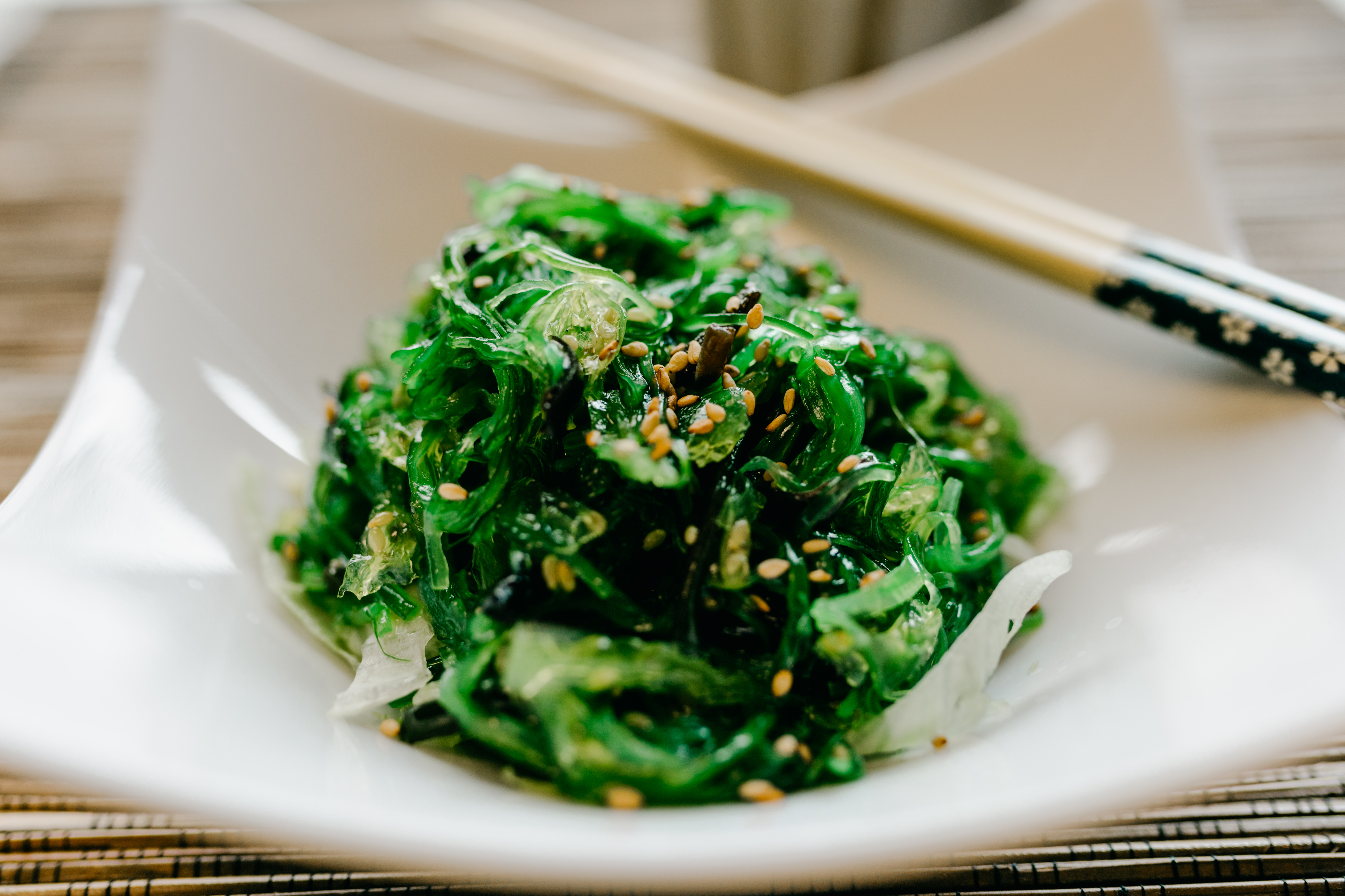 Order Seaweed Salad food online from Izumi Ramen store, Lafayette on bringmethat.com