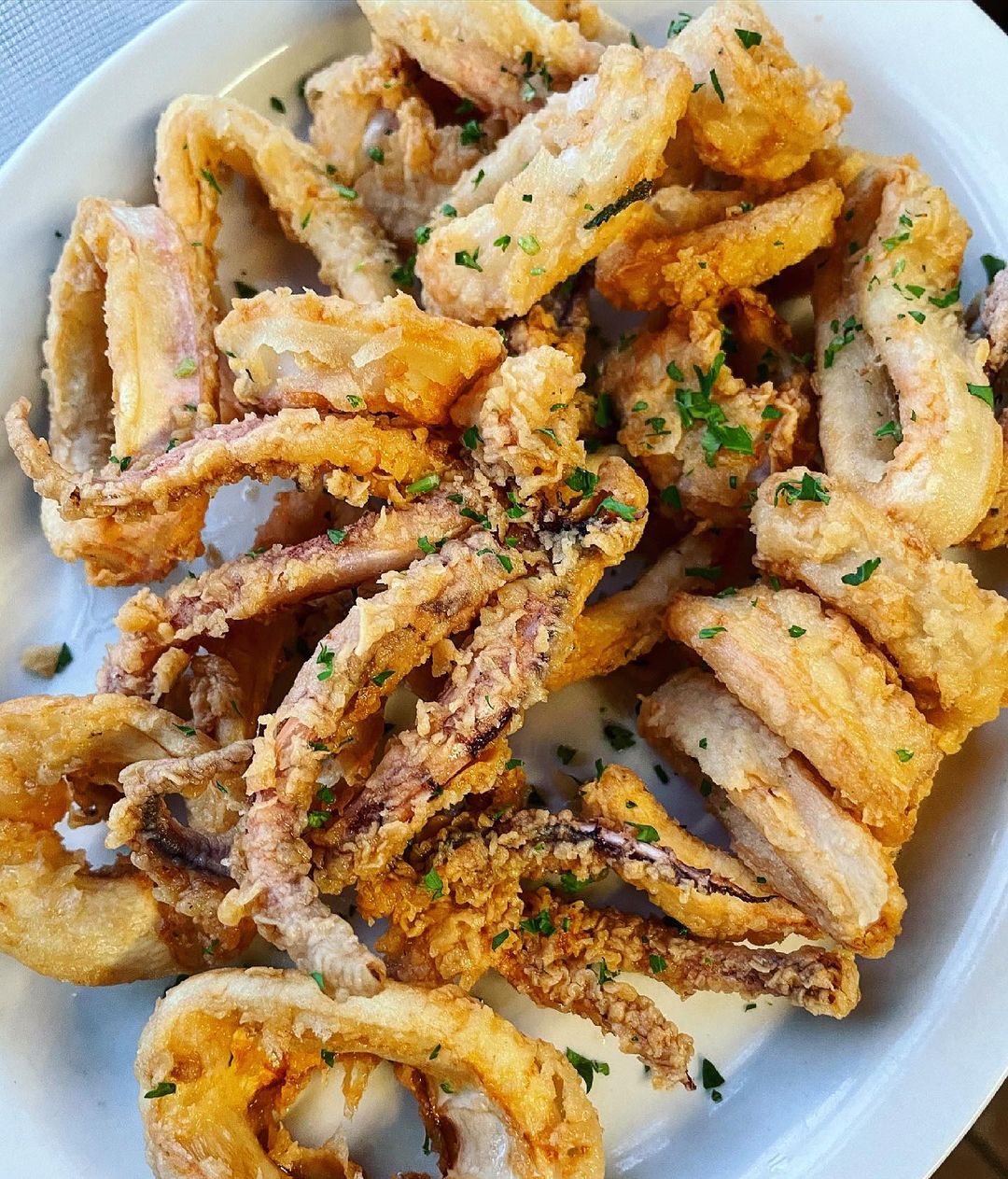 Order Fried Calamari food online from Il Vicinato Ristorante store, Chicago on bringmethat.com