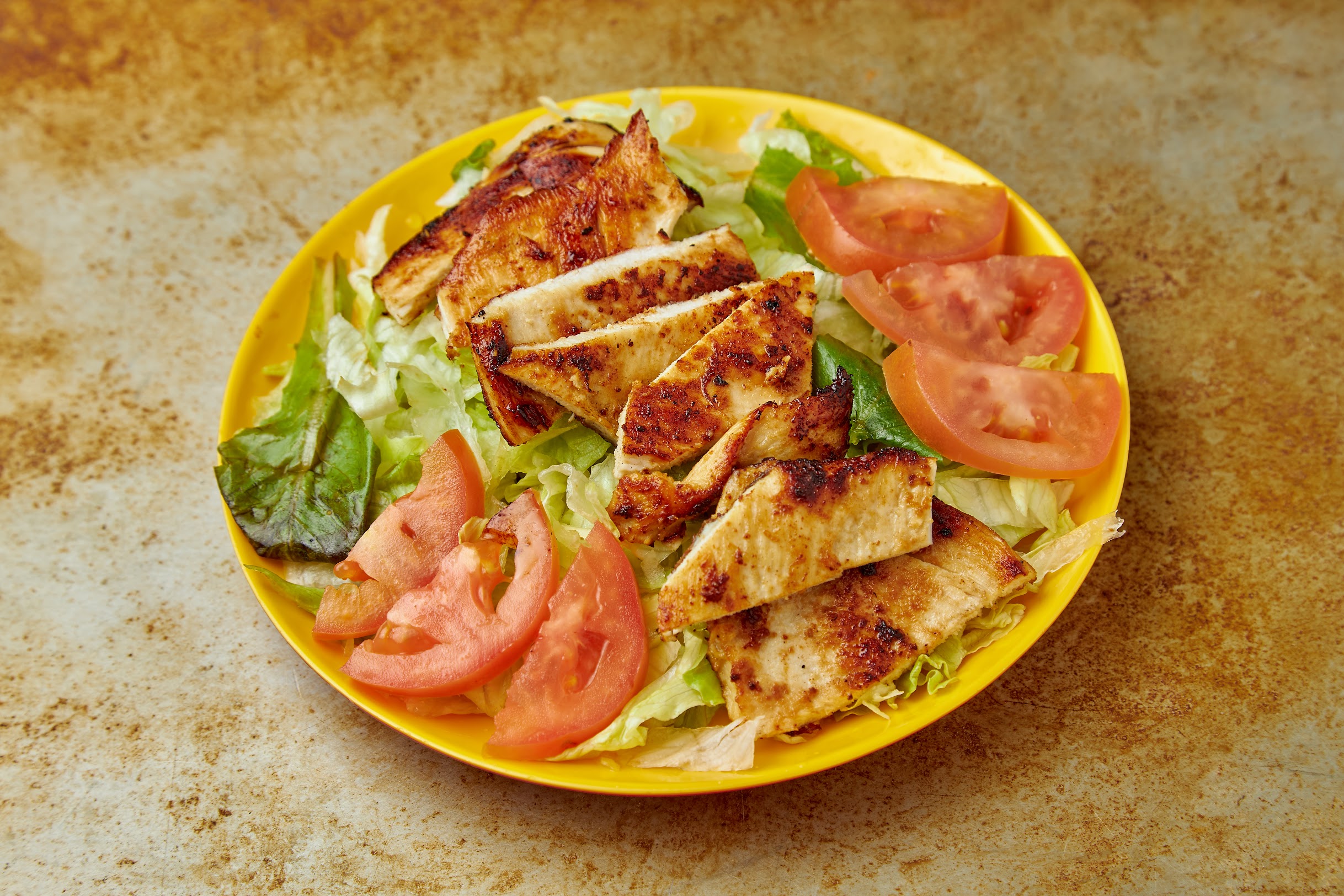 Order Grilled Chicken salad  food online from Mama Catalina Restaurant Sazon Casero store, Corona on bringmethat.com