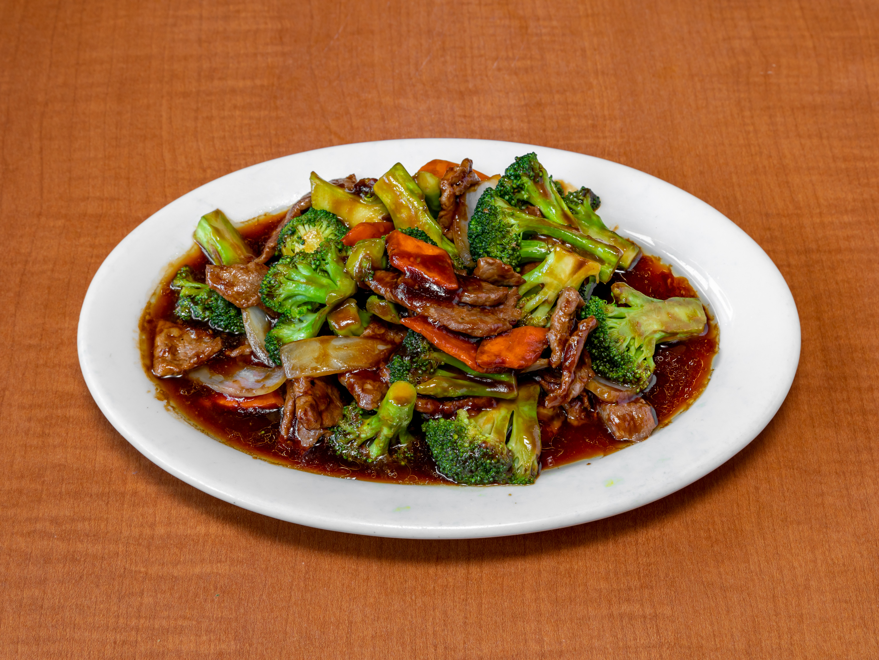 Order 17. Beef Broccoli Lunch Combo food online from Tasty Joe Asian Diner store, Mesa on bringmethat.com