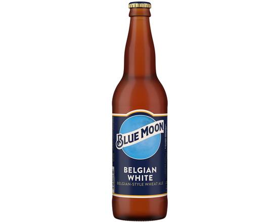 Order Blue Moon Belgian White Ale Singles 22 FL OZ Bottle, (5.4% ABV.) food online from Starway Liquor store, Bell Gardens on bringmethat.com