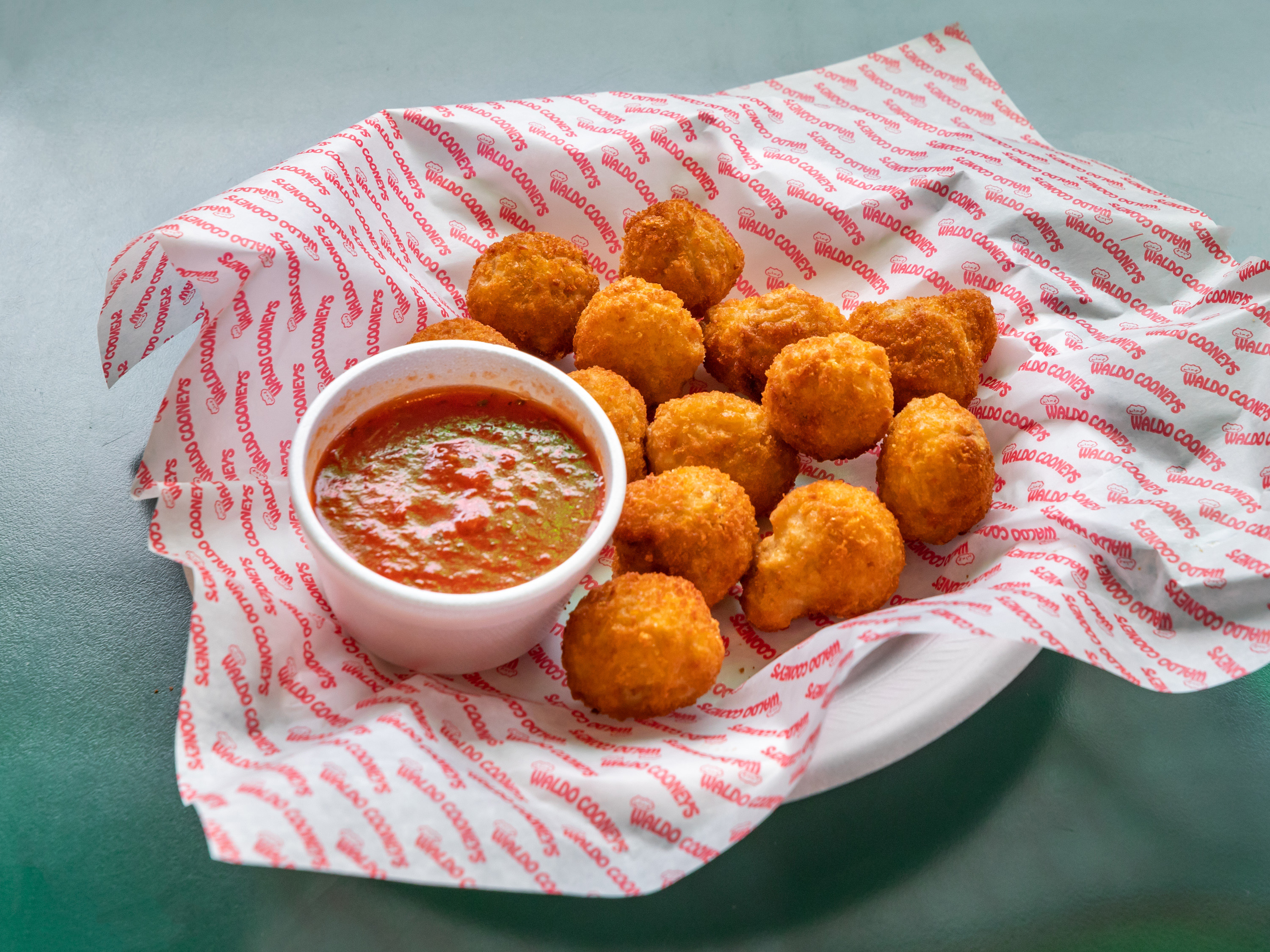 Order Breaded Mushrooms food online from Waldo Cooney's Pizza store, Worth on bringmethat.com