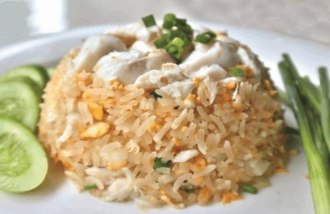 Order FR5	Crab Fried Rice food online from Thep Thai store, Spring on bringmethat.com
