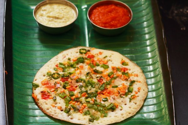 Order Veg Uthappam food online from Cafe Captain Cook store, Tempe on bringmethat.com