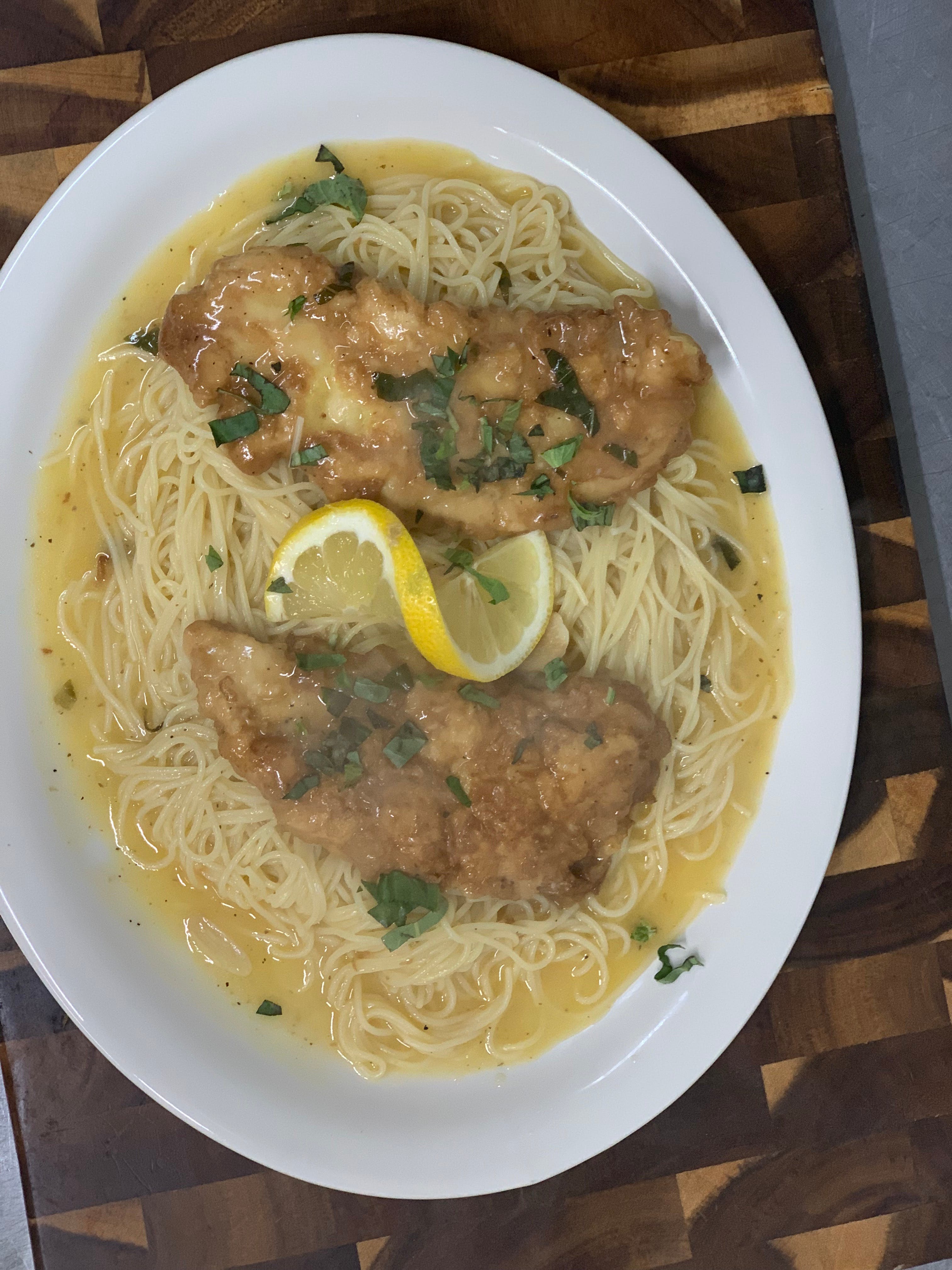 Order Chicken Ala Francese - Chicken Dinners food online from Fratelli's Italian Pizza & Family Restaurant store, Conyngham on bringmethat.com