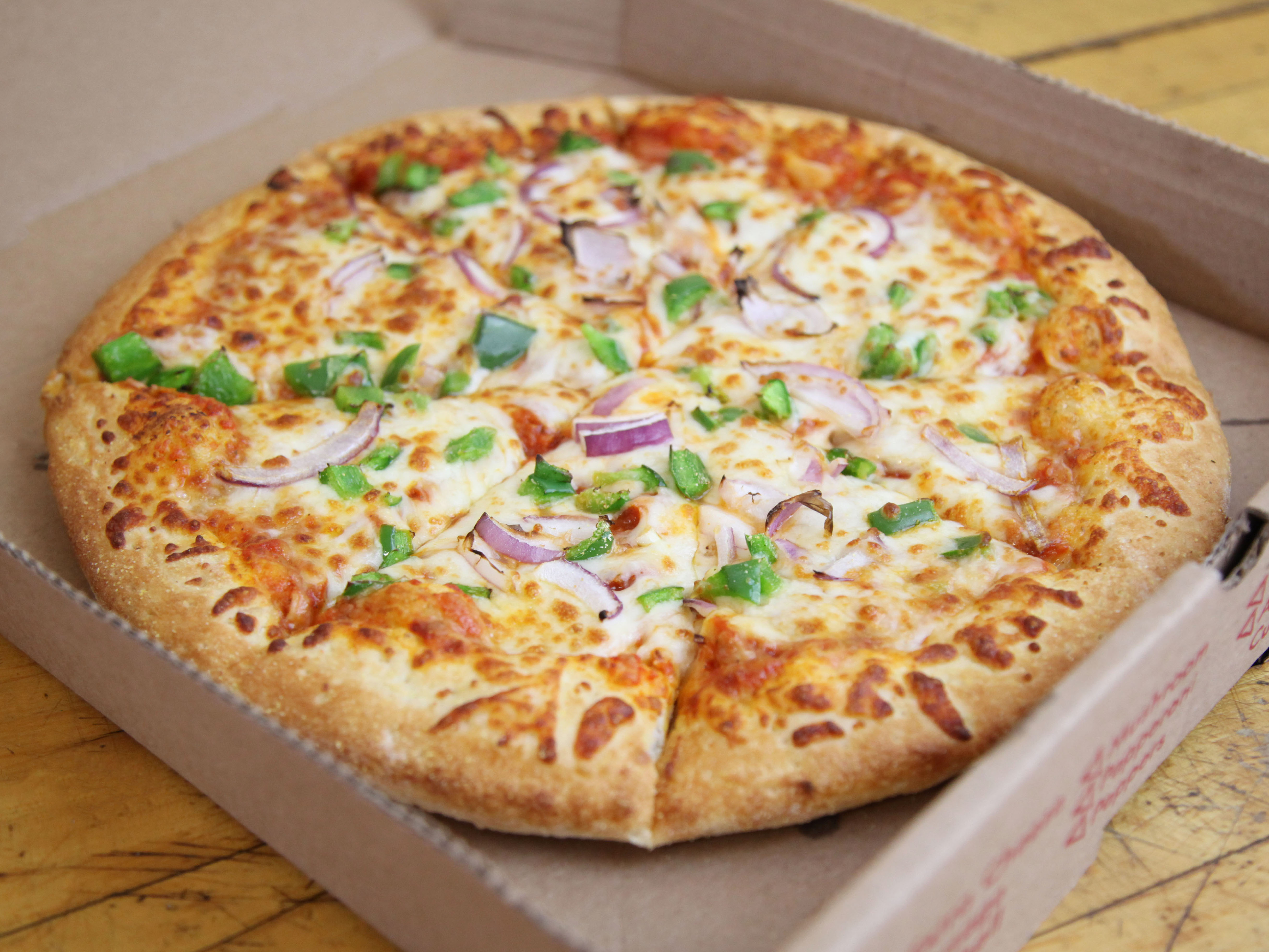 Order Veggie Alaskan Pizza food online from Pizza Man store, Baltimore on bringmethat.com