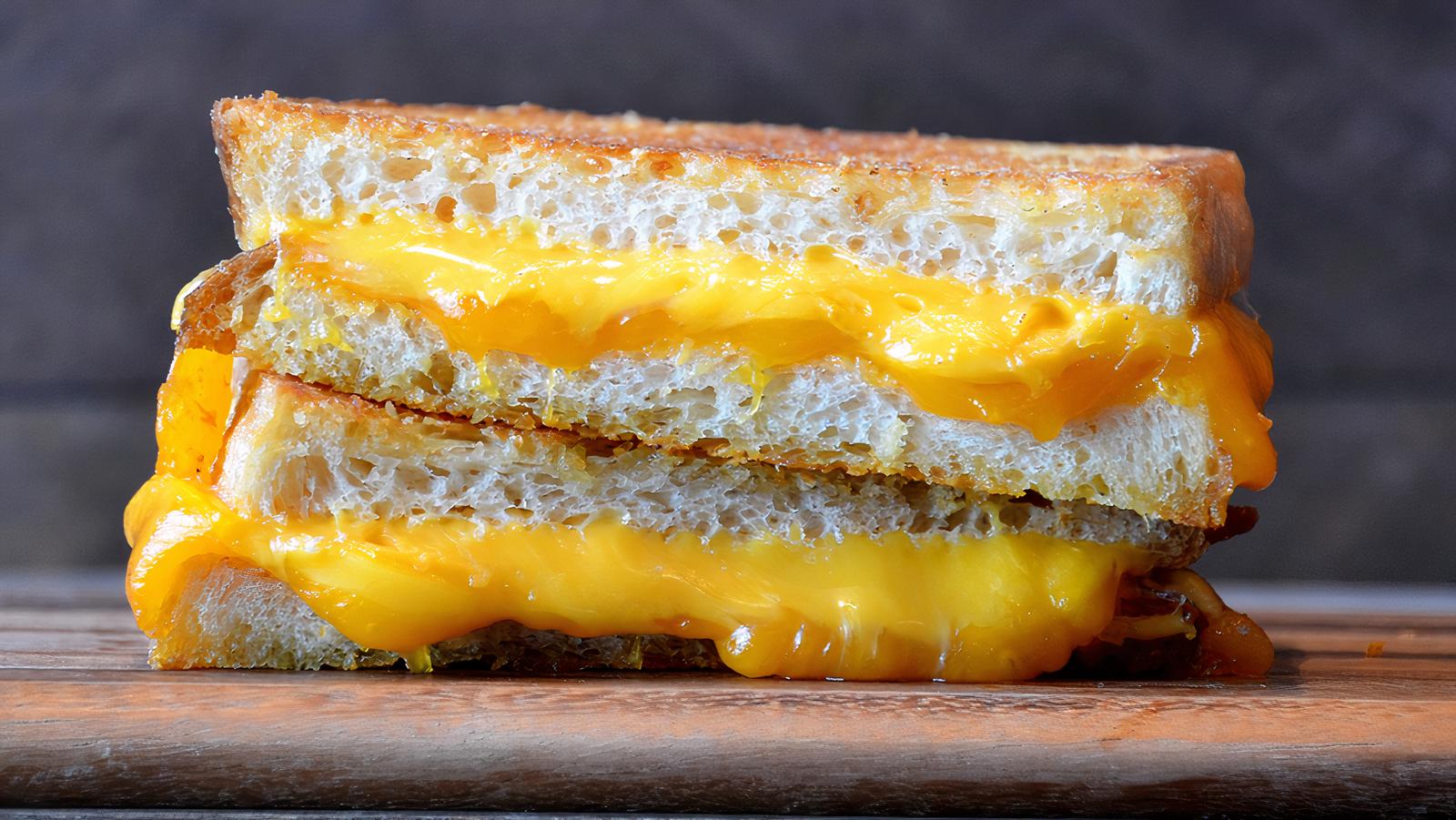 Order Classic Grilled Cheese food online from Kings Family Restaurants store, Greensburg on bringmethat.com