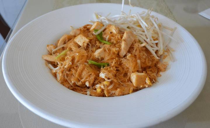 Order Glass Noodle Pad Thai food online from Toomie's Thai By Mee Choke store, Alameda on bringmethat.com