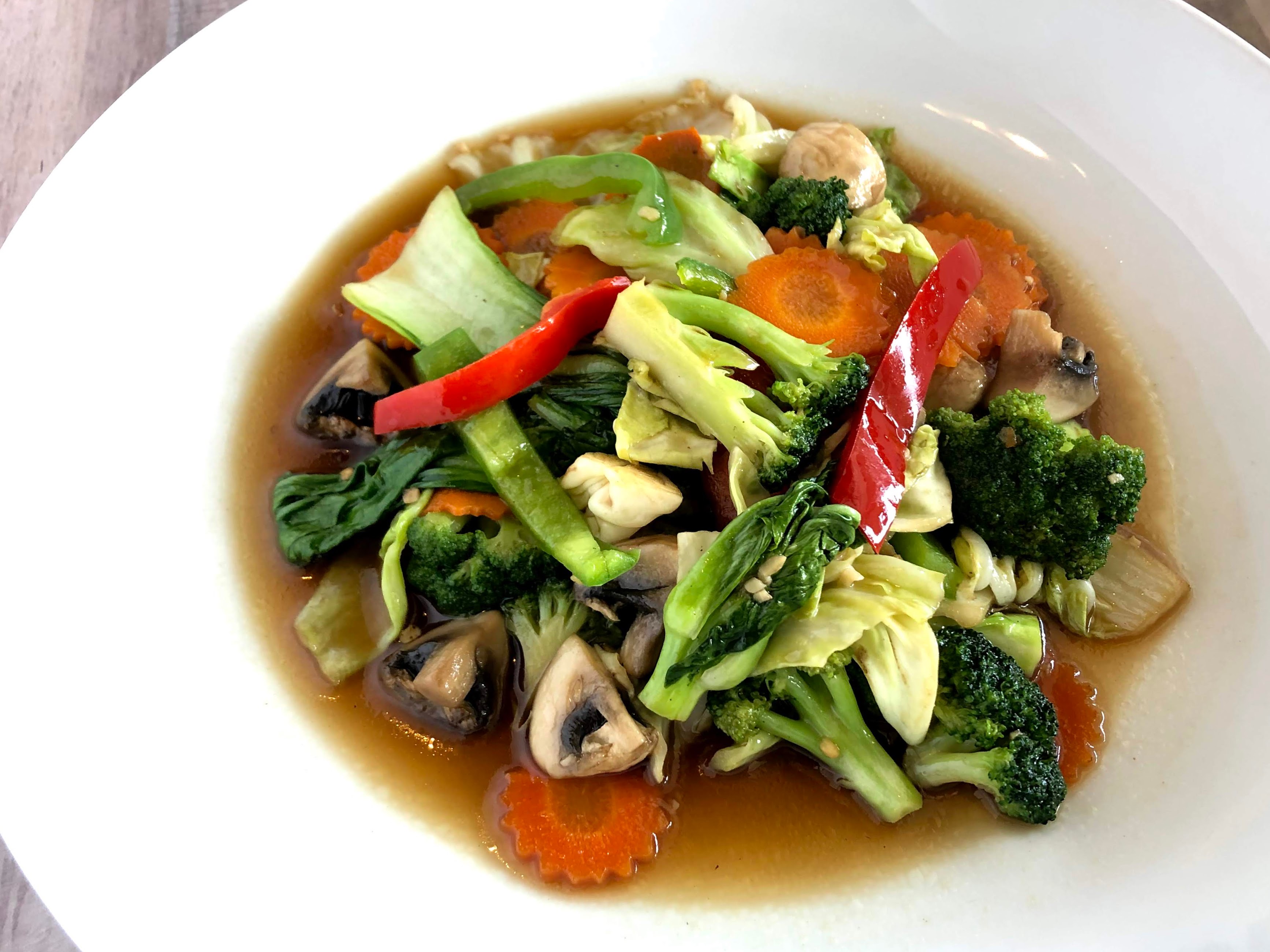 Order Vegetable Delight food online from Lemongrass Thai Eatery store, Dallas on bringmethat.com