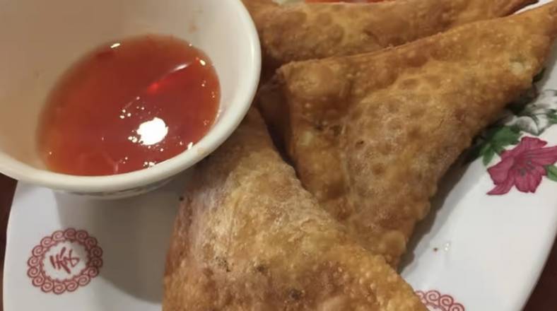 Order Crab Rangoon food online from Kim Anh's Noodle House store, New Orleans on bringmethat.com