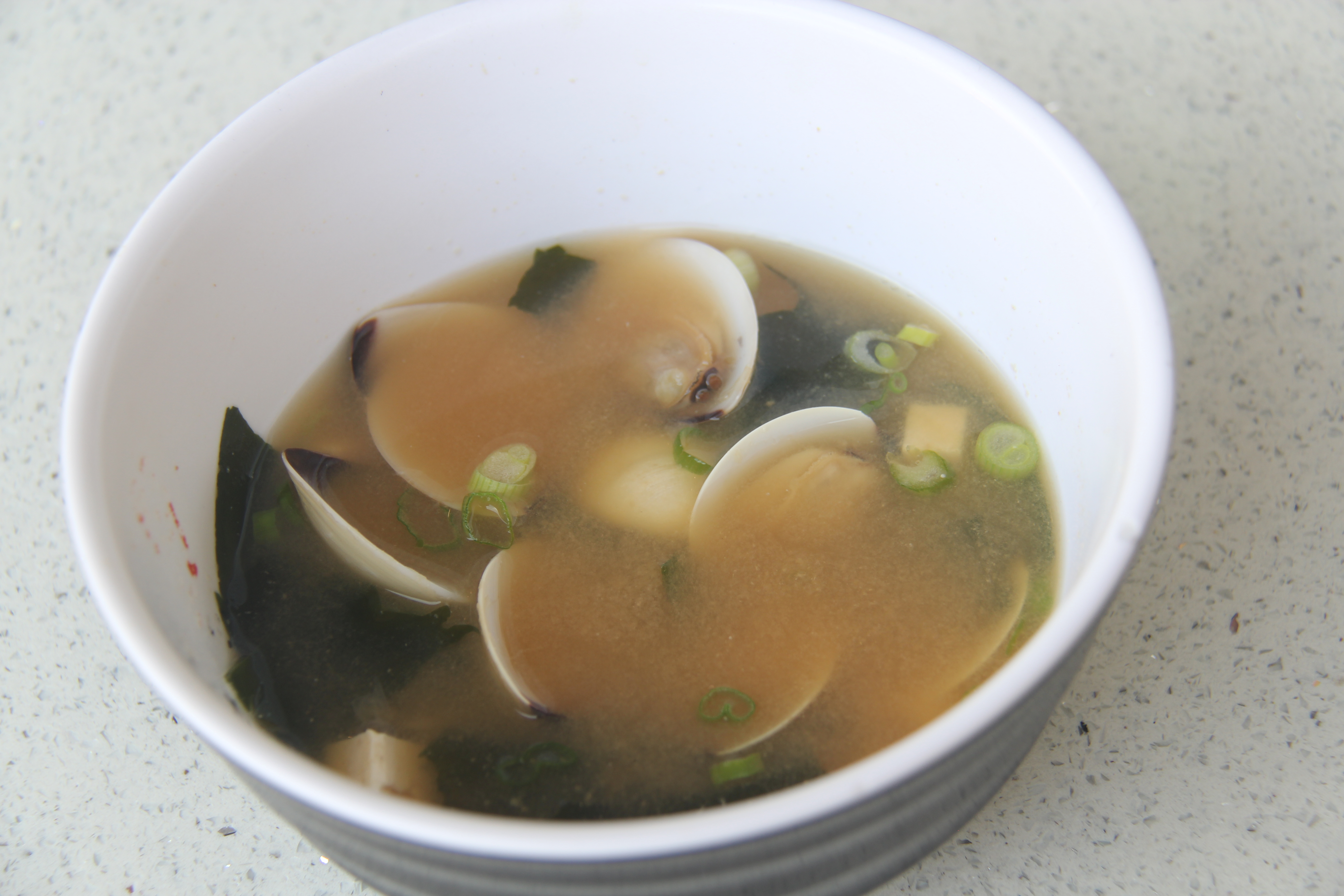 Order Clam Miso Soup food online from Blosom Bento store, Los Angeles on bringmethat.com