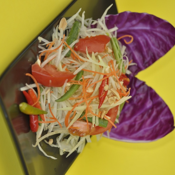 Order Green Papaya Salad food online from Thai Chaba store, Woodland Hills on bringmethat.com