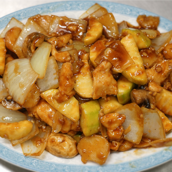 Order Garlic Chicken food online from Red Lantern Chinese Cuisine store, Glendora on bringmethat.com