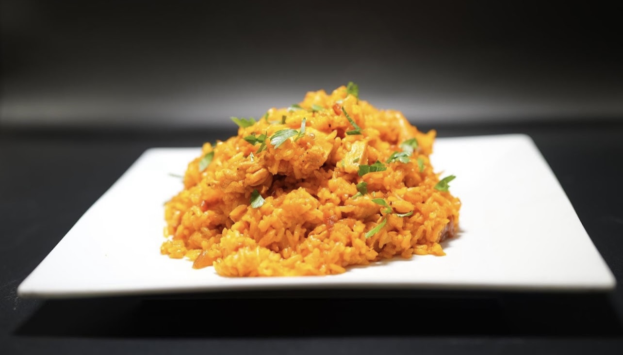 Order Rice with chicken  food online from Red Wine Restaurant store, Philadelphia on bringmethat.com