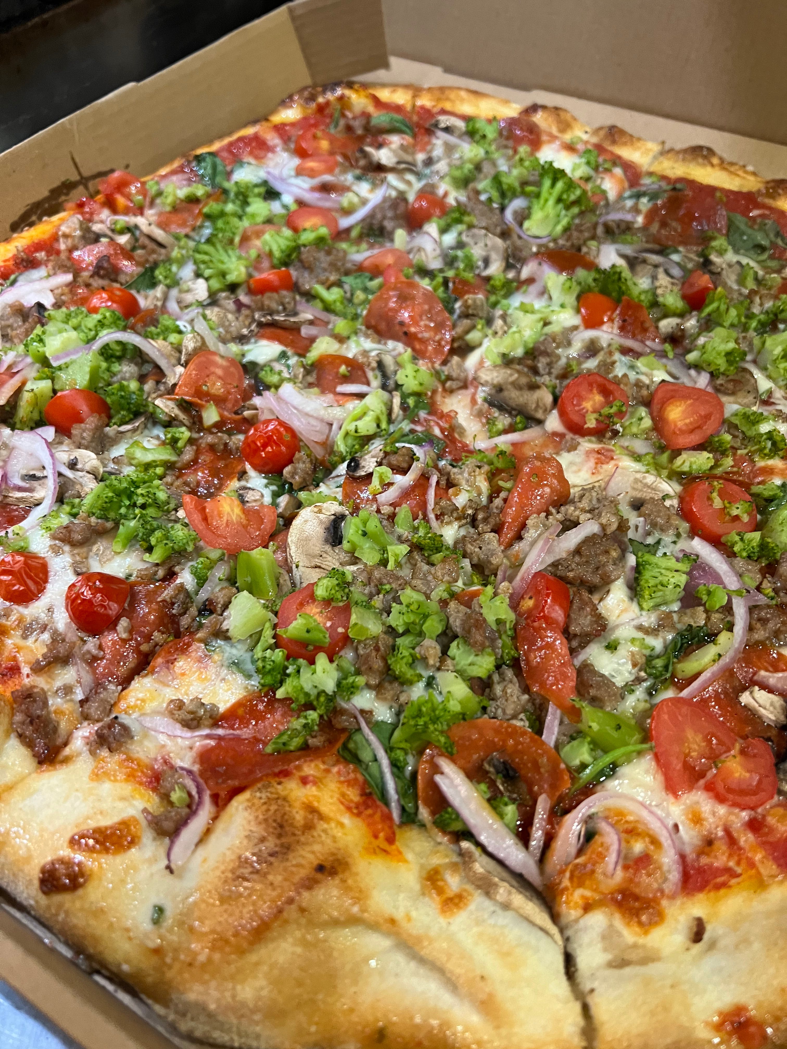 Order The Works Pizza - X-Large 18'' (8 Slices) food online from Evo Brick Oven Pizza store, Philadelphia on bringmethat.com