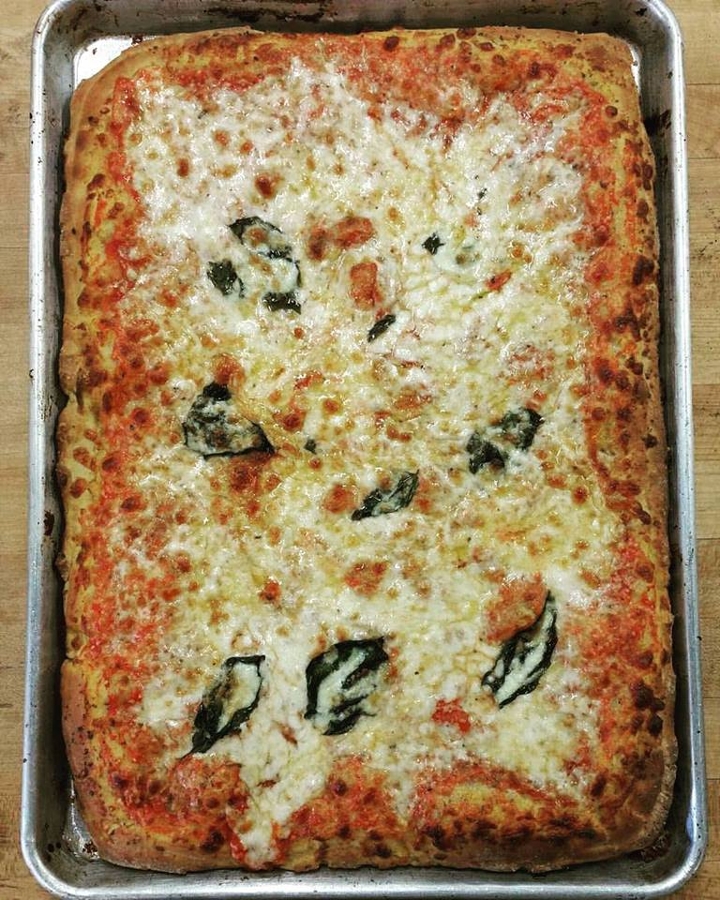 Order Sicilian Margherita food online from Crush Pizza store, Quincy on bringmethat.com