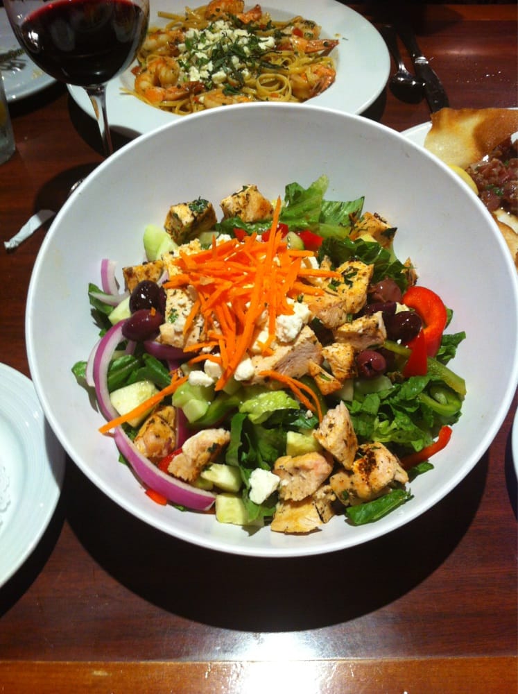 Order Greek  Salad with Chicken food online from Citrus Cafe store, Tustin on bringmethat.com