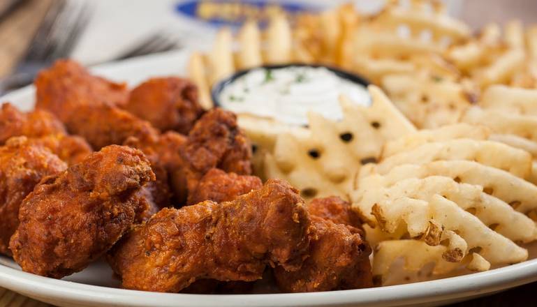 Order Buffalo Bites Entrée  food online from Pluckers Wing Bar store, Austin on bringmethat.com