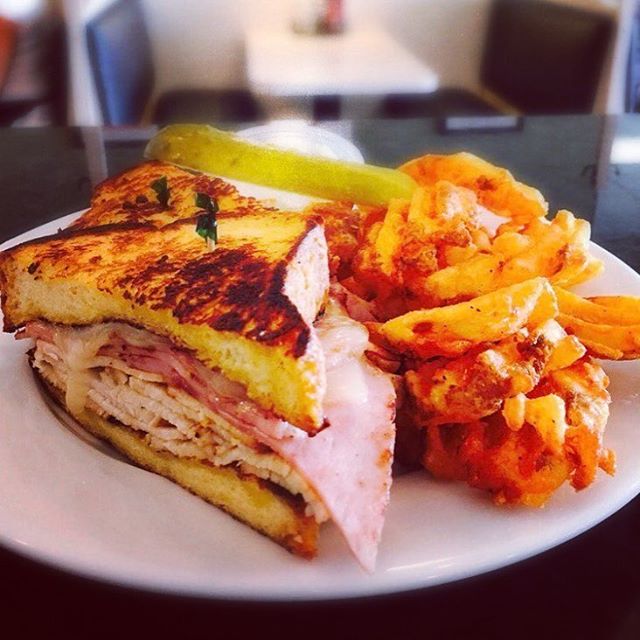 Order Monte Cristo food online from Deluxe Diner store, Newark on bringmethat.com