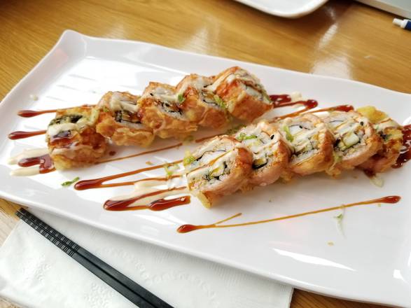 Order Golden California Roll food online from Oh Sushi store, Des Moines on bringmethat.com