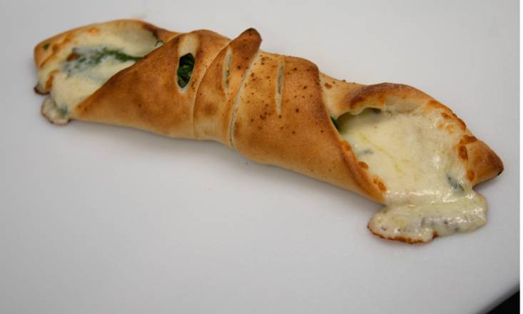 Order Spinach Roll food online from Mike's New York Pizzeria store, Ladera Heights on bringmethat.com