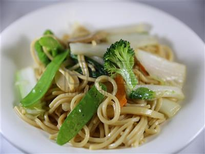 Order Mixed Vegetable Lo Mein food online from MingHin Cuisine - South Loop store, Chicago on bringmethat.com