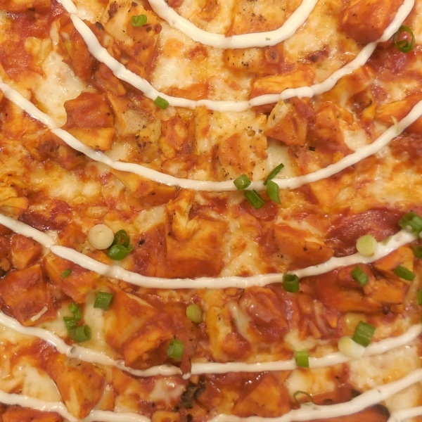 Order BBQ Chicken Pizza food online from Planet Pizza store, Ridgefield on bringmethat.com