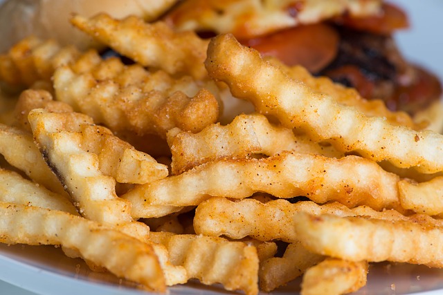 Order French Fries food online from Superb Wings and Philly store, Snellville on bringmethat.com