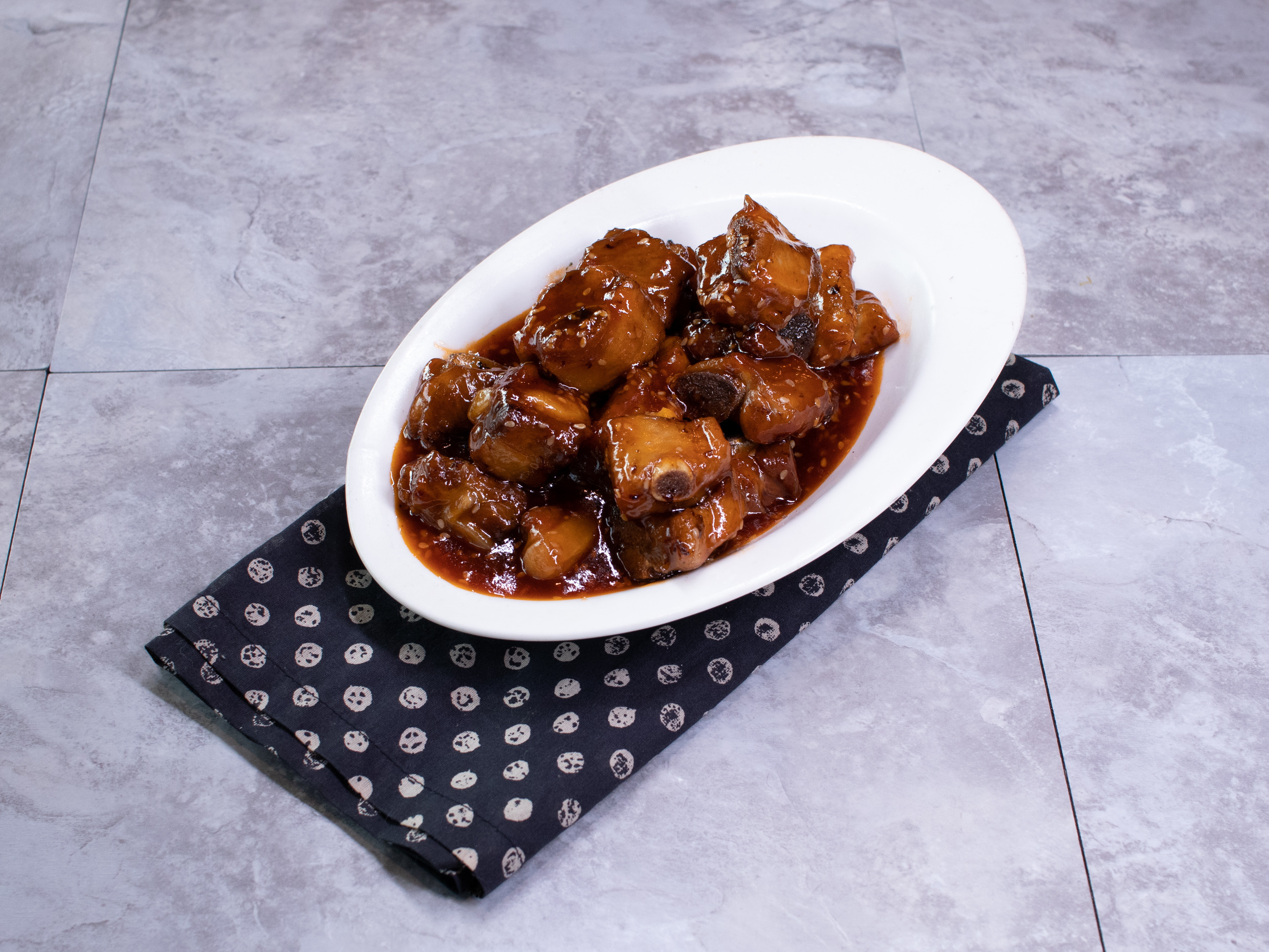 Order Sweet and Sour Short Ribs food online from Hu's Cooking store, Houston on bringmethat.com