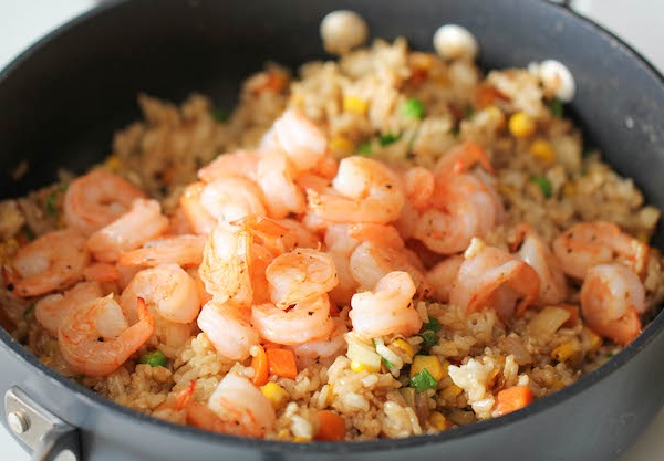 Order 33. Shrimp Fried Rice food online from China Bowl store, Elk Grove Village on bringmethat.com