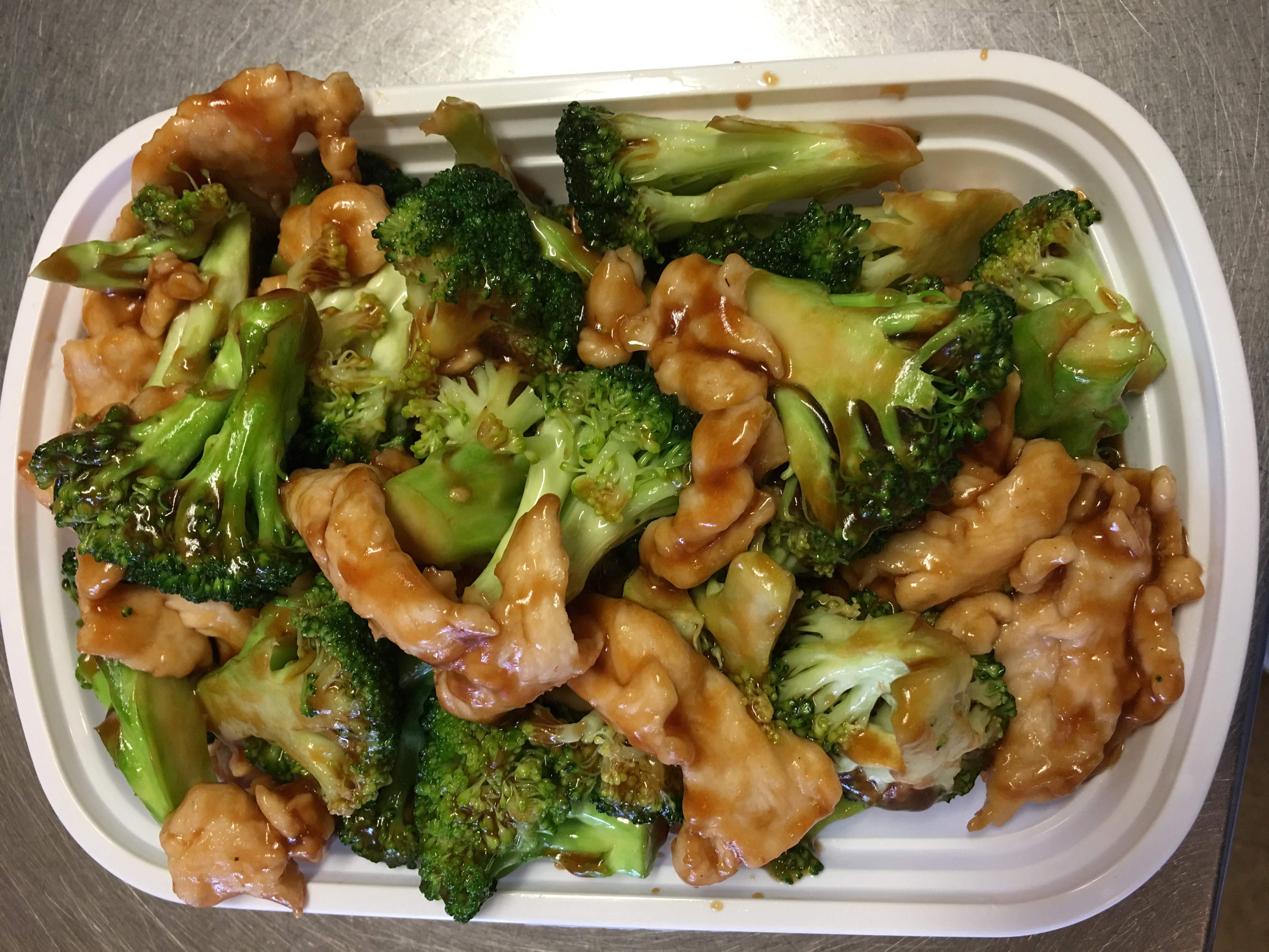 Order 130. Chicken with Broccoli food online from China Express store, Hainesport on bringmethat.com