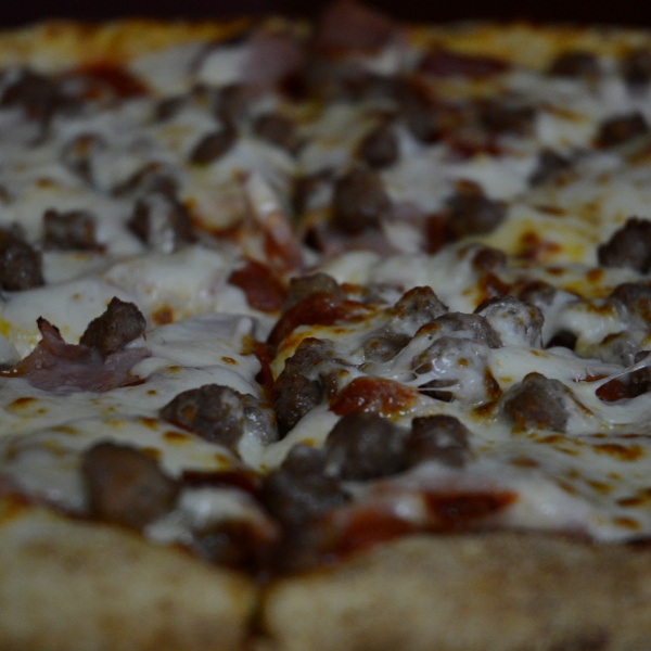 Order 4. Larkin Special Pizza food online from Piccolo Italia Pizza store, San Francisco on bringmethat.com