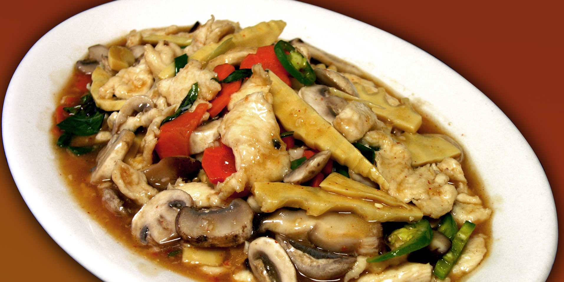 Order Basil Chicken food online from Ginger Cafe store, Gilroy on bringmethat.com