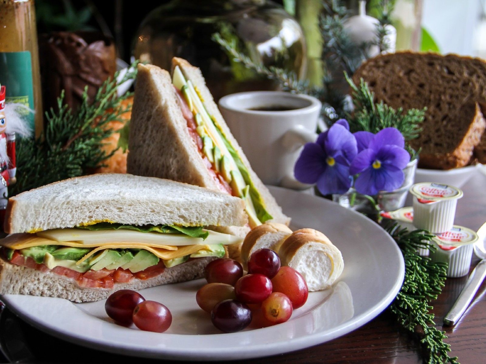 Order Vegetarian Sandwich food online from Cafe At Pharr store, Dunwoody on bringmethat.com