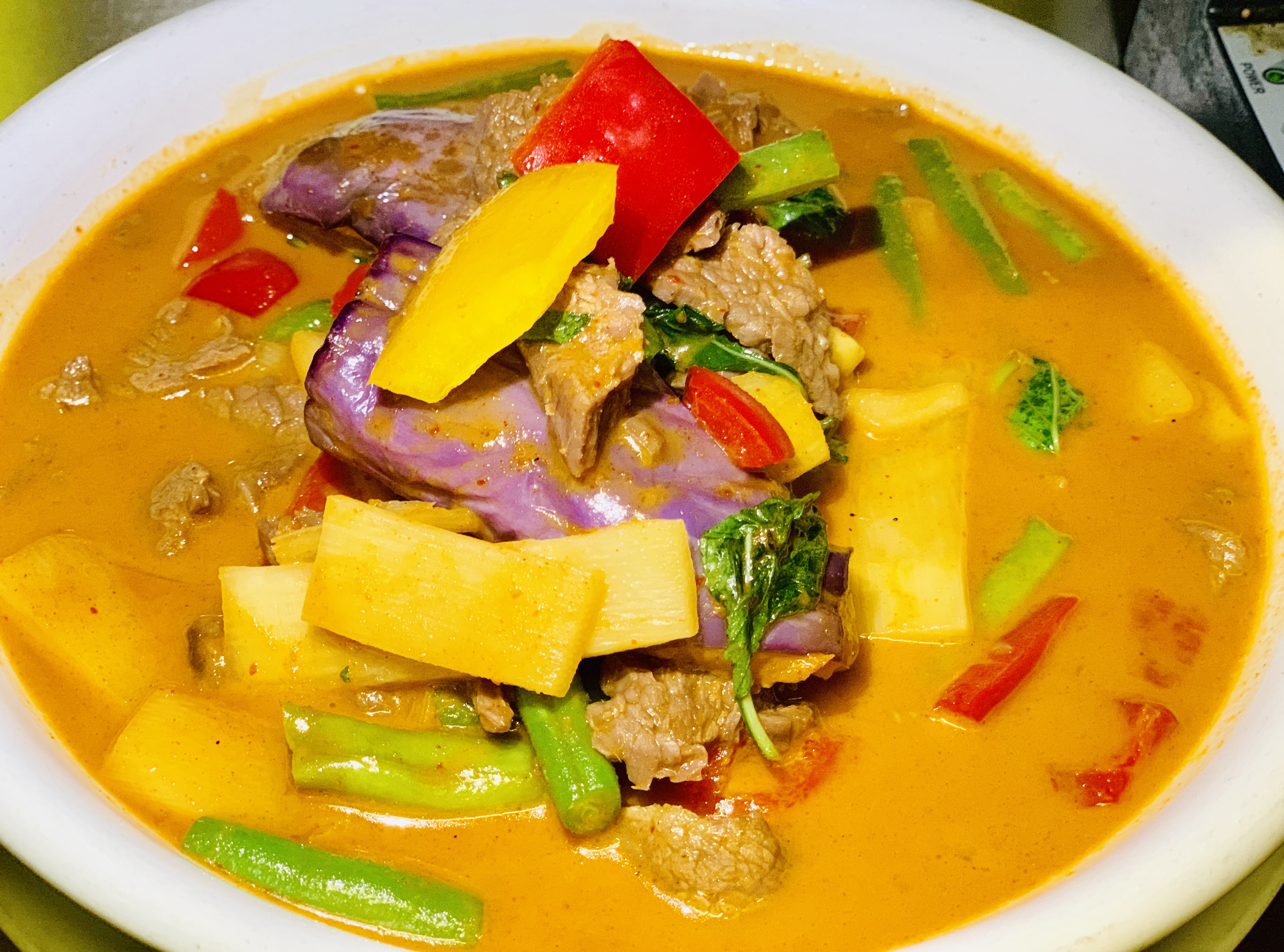 Order 23. Red Curry Lunch food online from Kao Thai store, Silver Spring on bringmethat.com