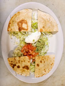 Order Quesadilla Especial food online from Ixtapa Mexican Grill & Cantina store, Camdenton on bringmethat.com