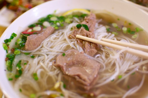 Order N4. Beef with Vegetable Noodle Soup food online from Profit Chinese Restaurant store, New York on bringmethat.com