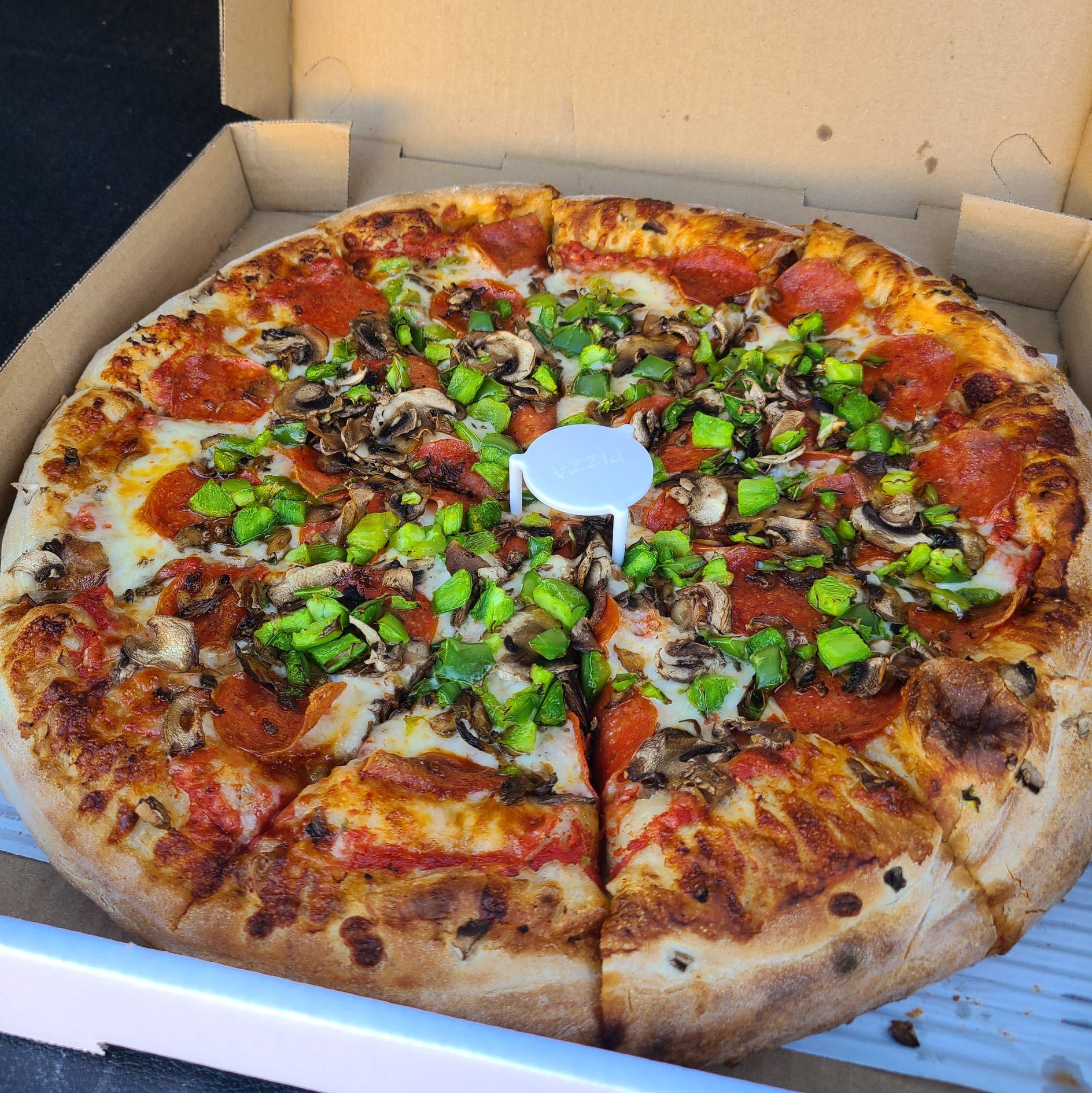 Order Pepperoni, Mushroom & Green Pepper Pizza - Personal 7'' (4 Slices) food online from Crispy Crust store, Los Angeles on bringmethat.com