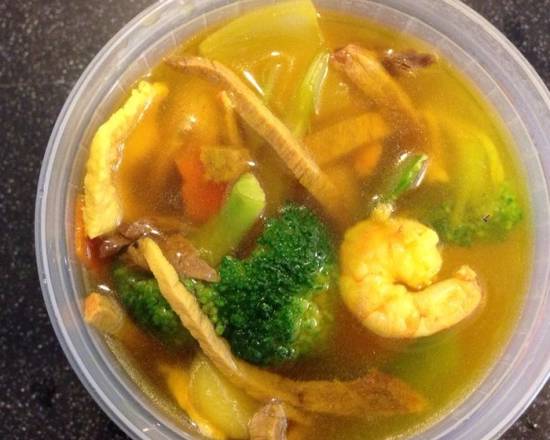 Order House Special Soup 本樓湯 food online from Bamboo Garden store, Savannah on bringmethat.com