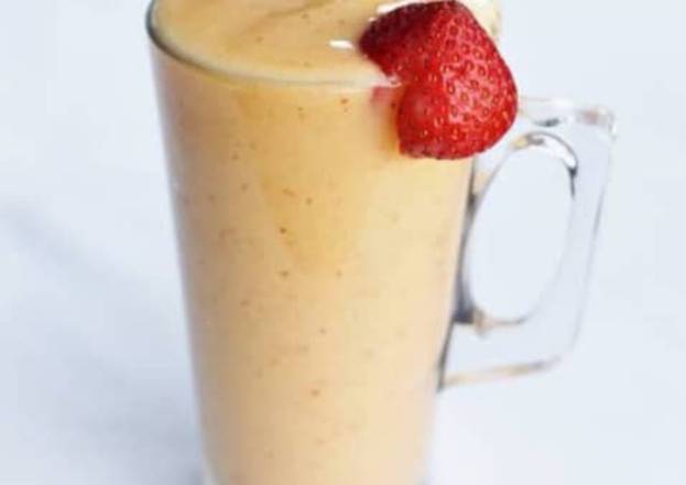 Order Orange Strawberry Banana Smoothie food online from Berri's cafe store, Los Angeles on bringmethat.com