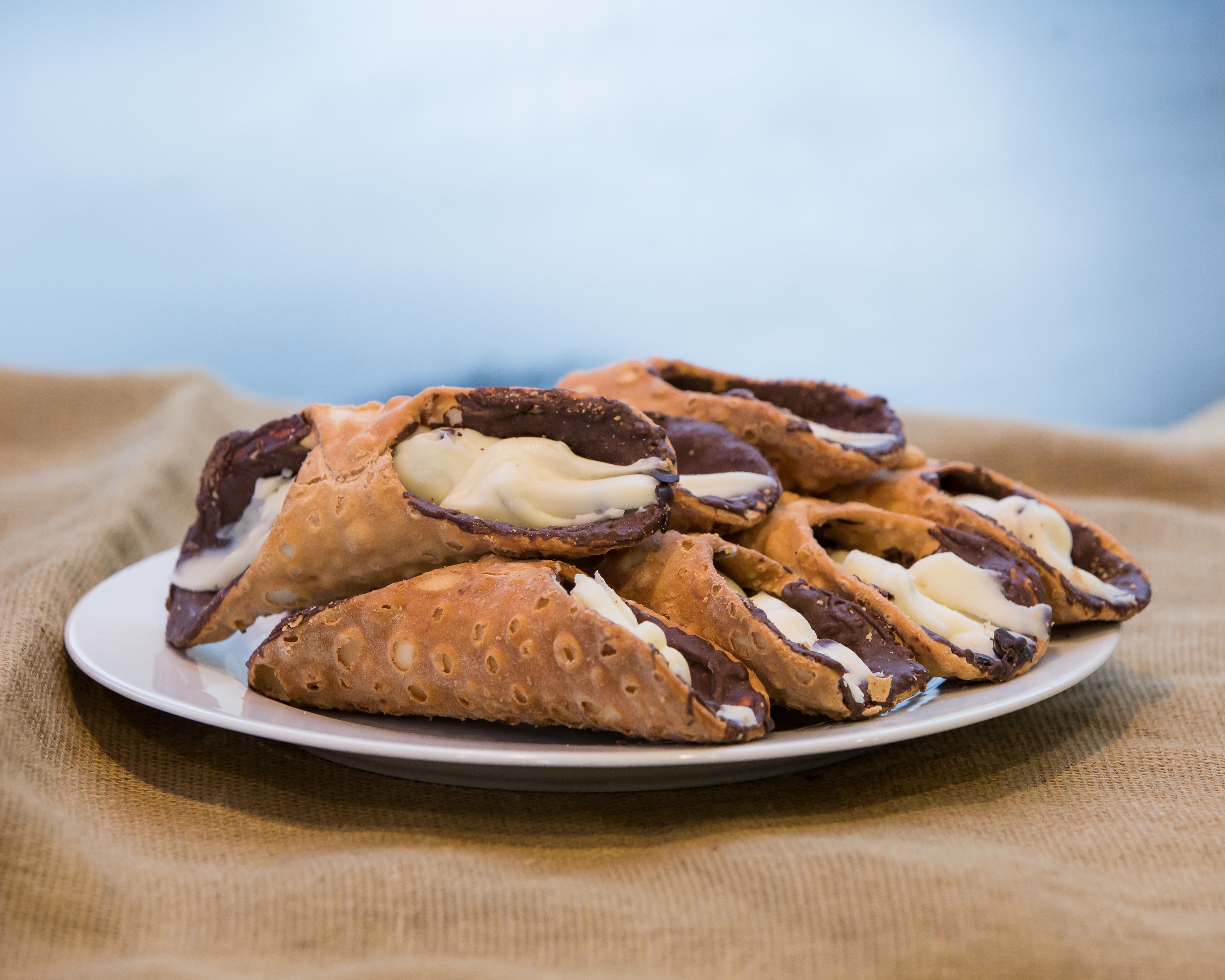 Order Cannoli food online from Madison's Pizza store, Albany on bringmethat.com