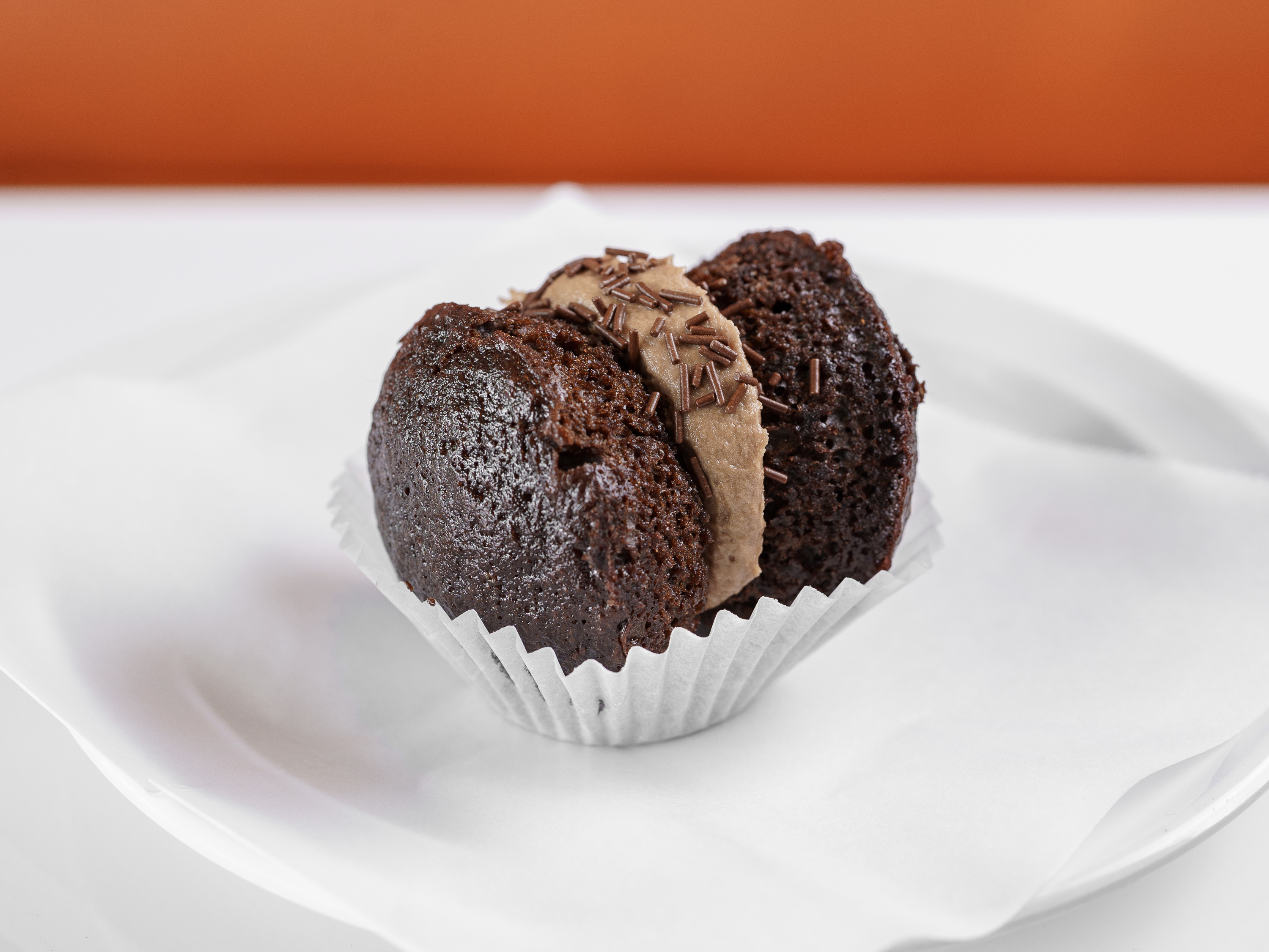 Order Chocolate / Nutella Buttercream Hi-top food online from Frosted Cupcakery store, Long Beach on bringmethat.com