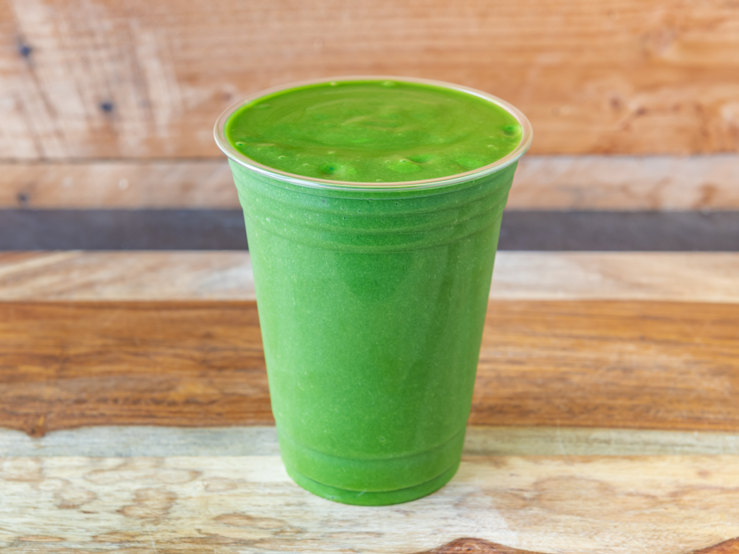 Order Extreme Green Smoothie  food online from Dulce Vida Juice Bar store, Hanover Park on bringmethat.com