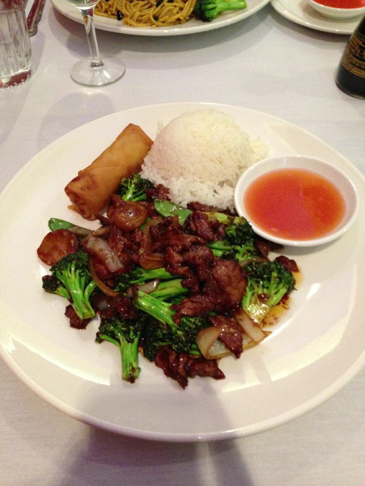 Order Sa Cha Beef Combination Platter food online from Jade Dragon store, Charlotte on bringmethat.com