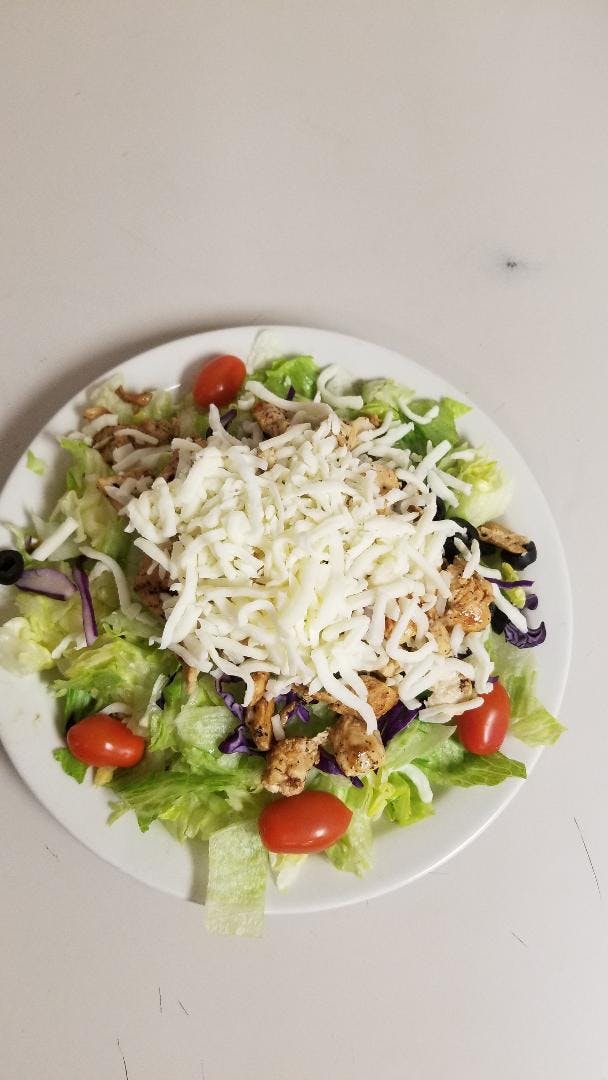 Order Tossed Salad with Chicken & Cheese - Salad food online from Serpico Pizza store, Wilkes-Barre Township on bringmethat.com