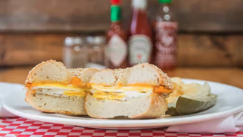 Order Egg and Cheese Bagelwich food online from Bullfrog Bagels Food Truck store, Washington on bringmethat.com