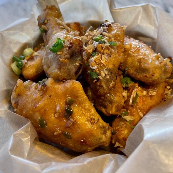 Order The Thai Wings - Chili garlic sauce food online from The Thai Thing store, Los Angeles on bringmethat.com