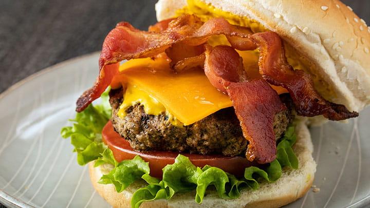 Order Bacon Cheese Burger food online from Britannia Arms store, San Jose on bringmethat.com