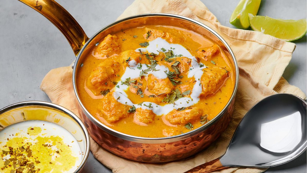 Order Creamy Butter Chicken Curry food online from Tikka Cravings store, San Jose on bringmethat.com