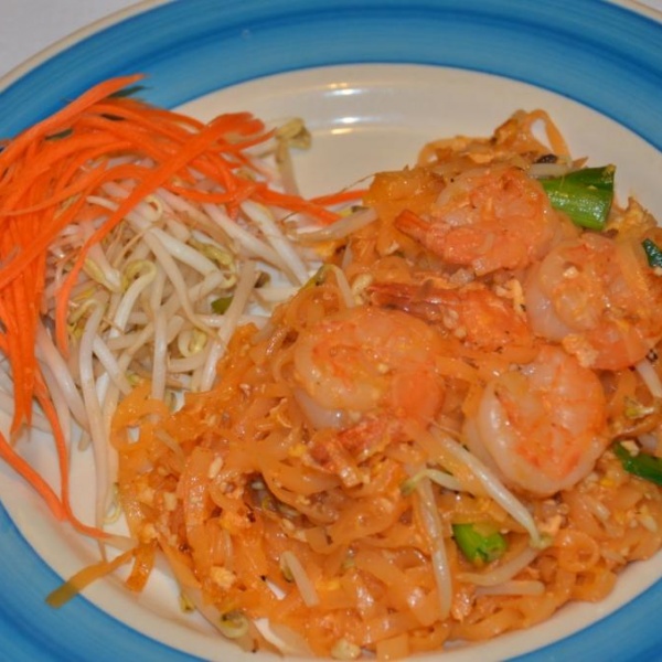 Order Pad Thai Noodles food online from Thai Dishes store, Inglewood on bringmethat.com